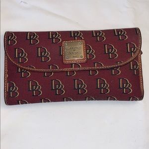Authentic Burgundy Dooney & Bourke Wallet 🍷
